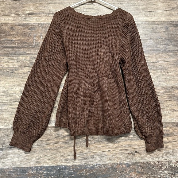 Warm Brown V-Neck Sweater with Drawstring Waist and Long Sleeves - Picture 2 of 4